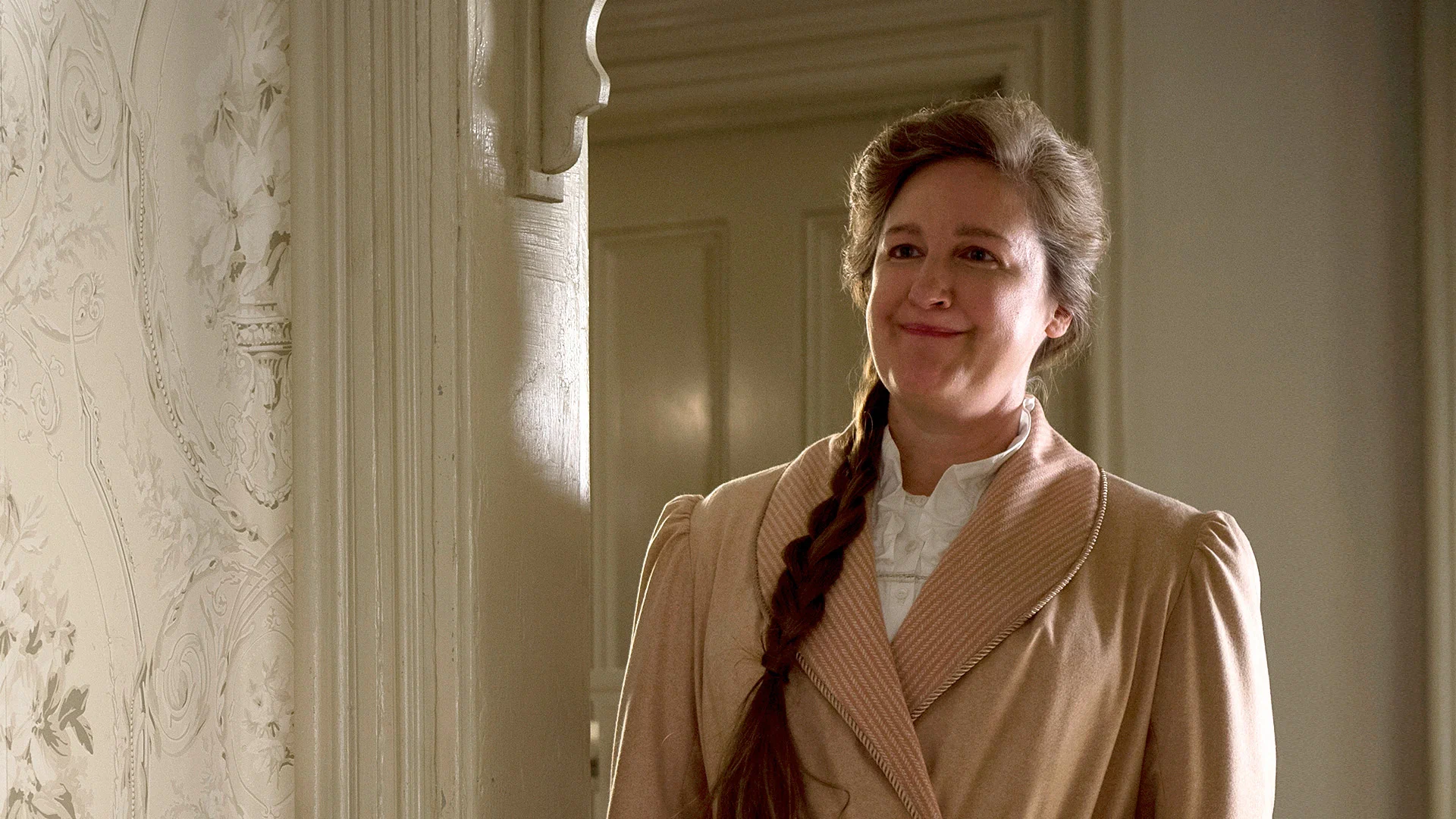 Кадр 3 из сериала Подпольная империя 0 сезон (2010)